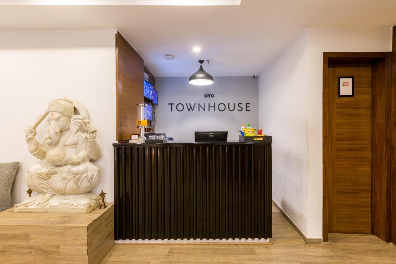 Hotel Oyo 316 Brigade Royale 3*
