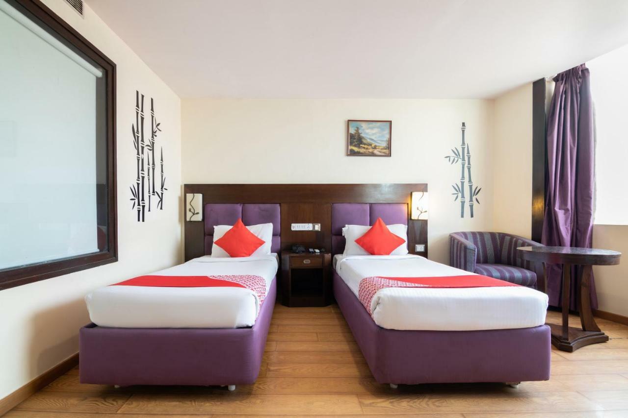 Hotel Oyo 316 Brigade Royale 3*